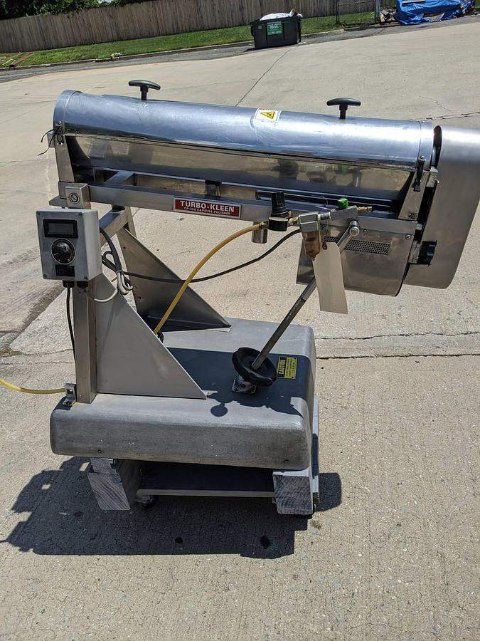 Used Key Industries “Turbo-Kleen” CP-300 Capsule Polisher