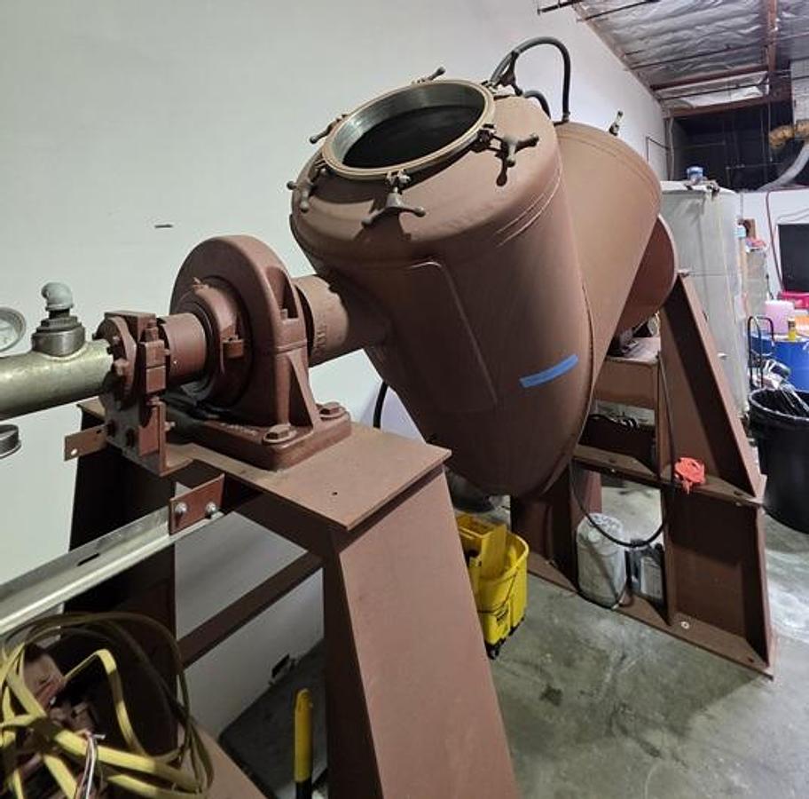 Used Patterson Kelley 30 Cu. Ft. Jacketed Twin Shell Blender, with Spray Intensifier Bar