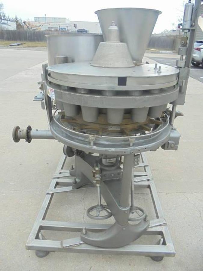 Used FMC 15 Station Pea and Bean Filler