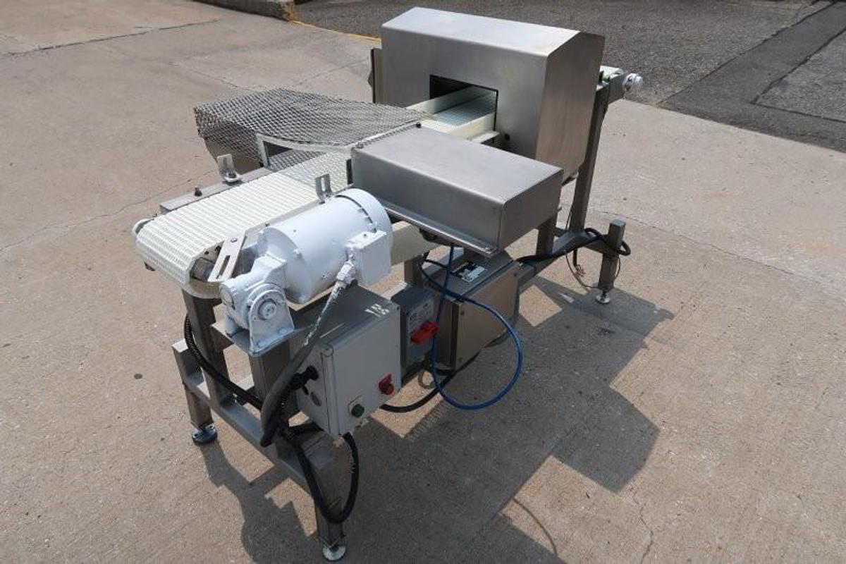 Used Thermo Goring Kerr Metal Detector