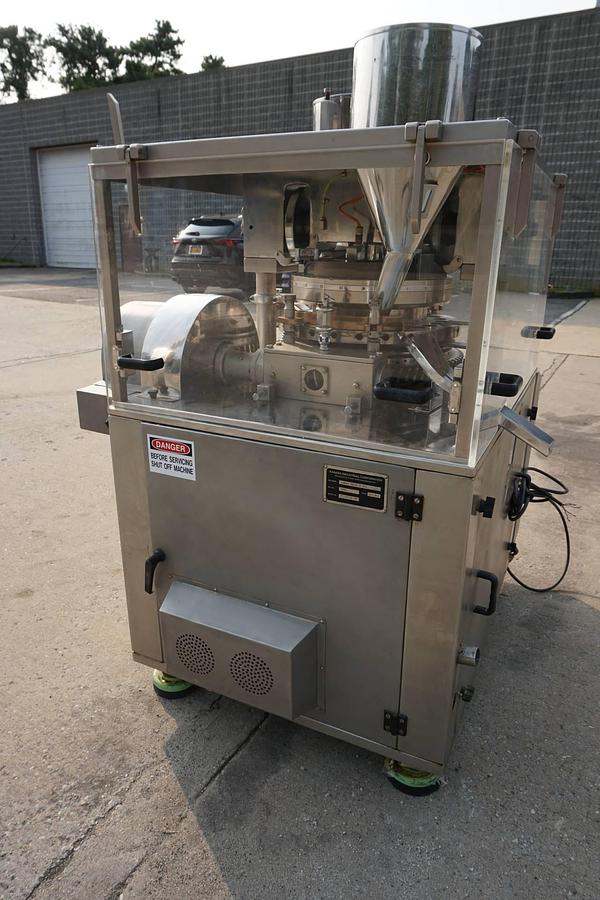 Used Kanara 25 Station GMP Rotary Tablet Press, “D” Tablets, Keyed Head