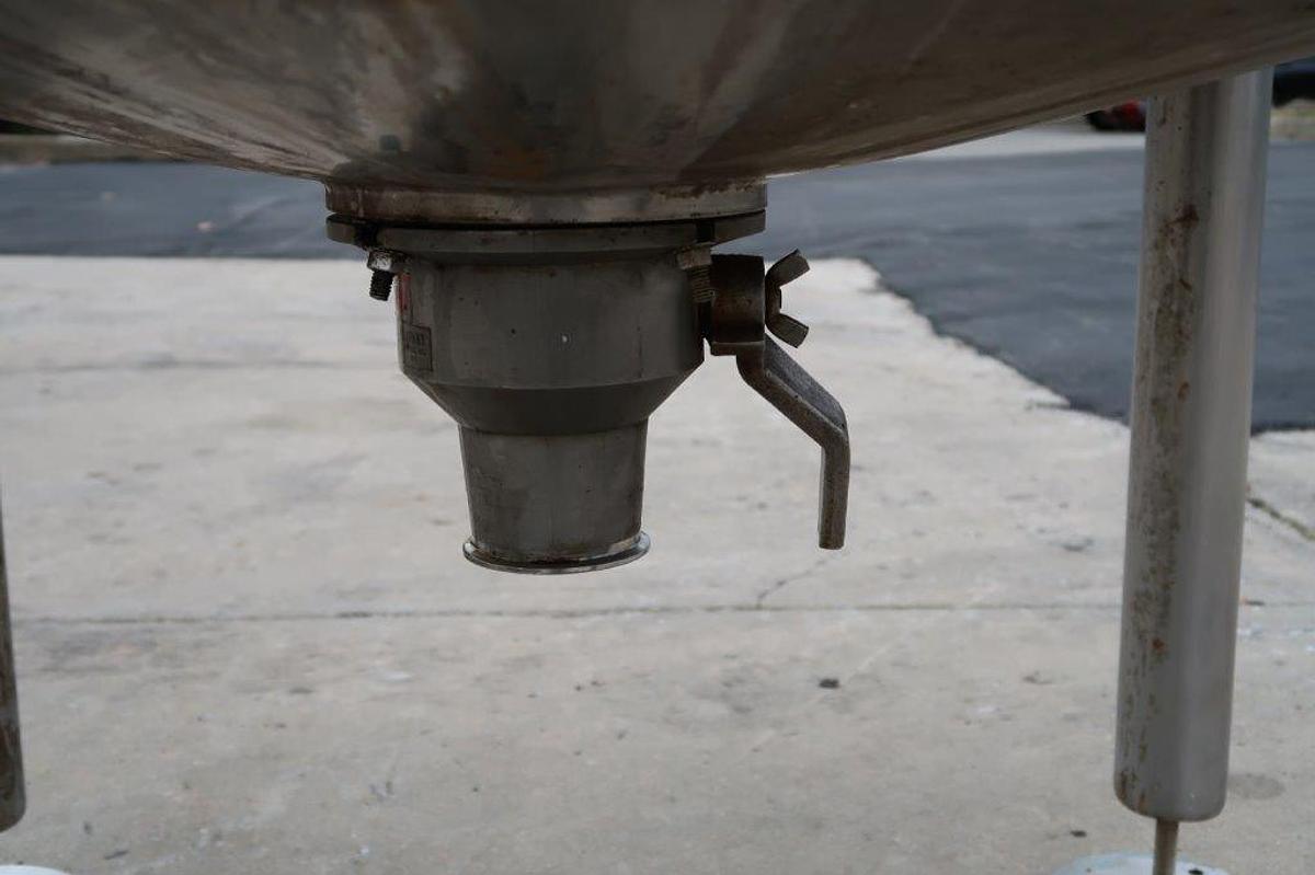 Used 600 Gallon Type 316 Stainless Mixing Tank,  Cone Bottom