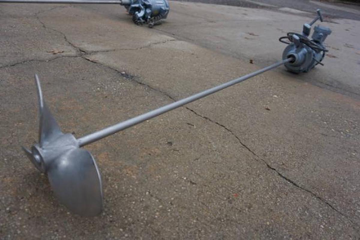 Used Chemineer 1 HP Explosion Proof Clamp On Prop Mixer
