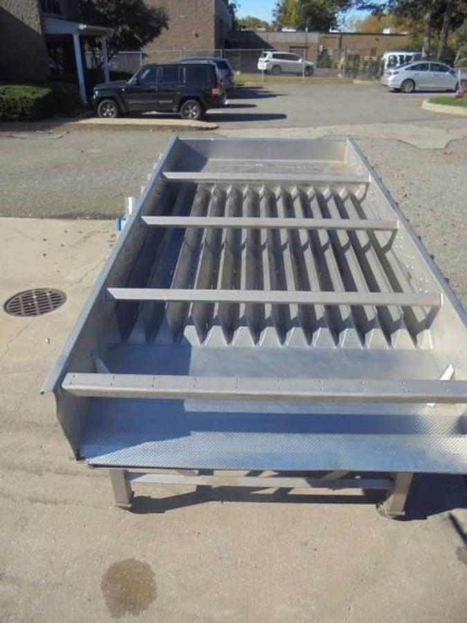 Used Koolen Breda Vibratory Shaker/Feeder, Stainless