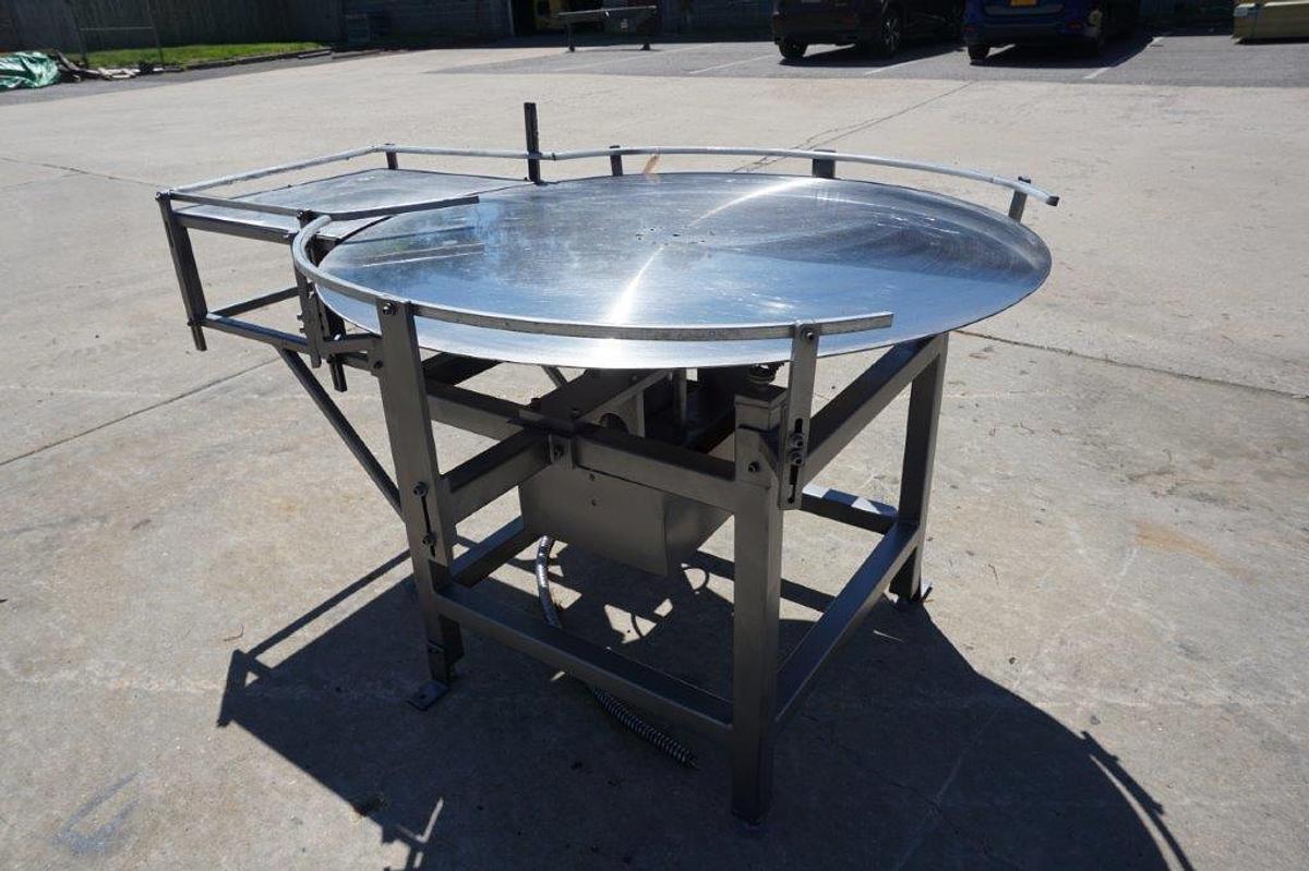 Used 48 In. Diameter Rotary Unscrambling/Accumulating Table wl Unscrambling Shelf