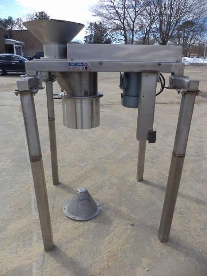 Used Quadro Comil 196S Size reduction mill, 7.5HP