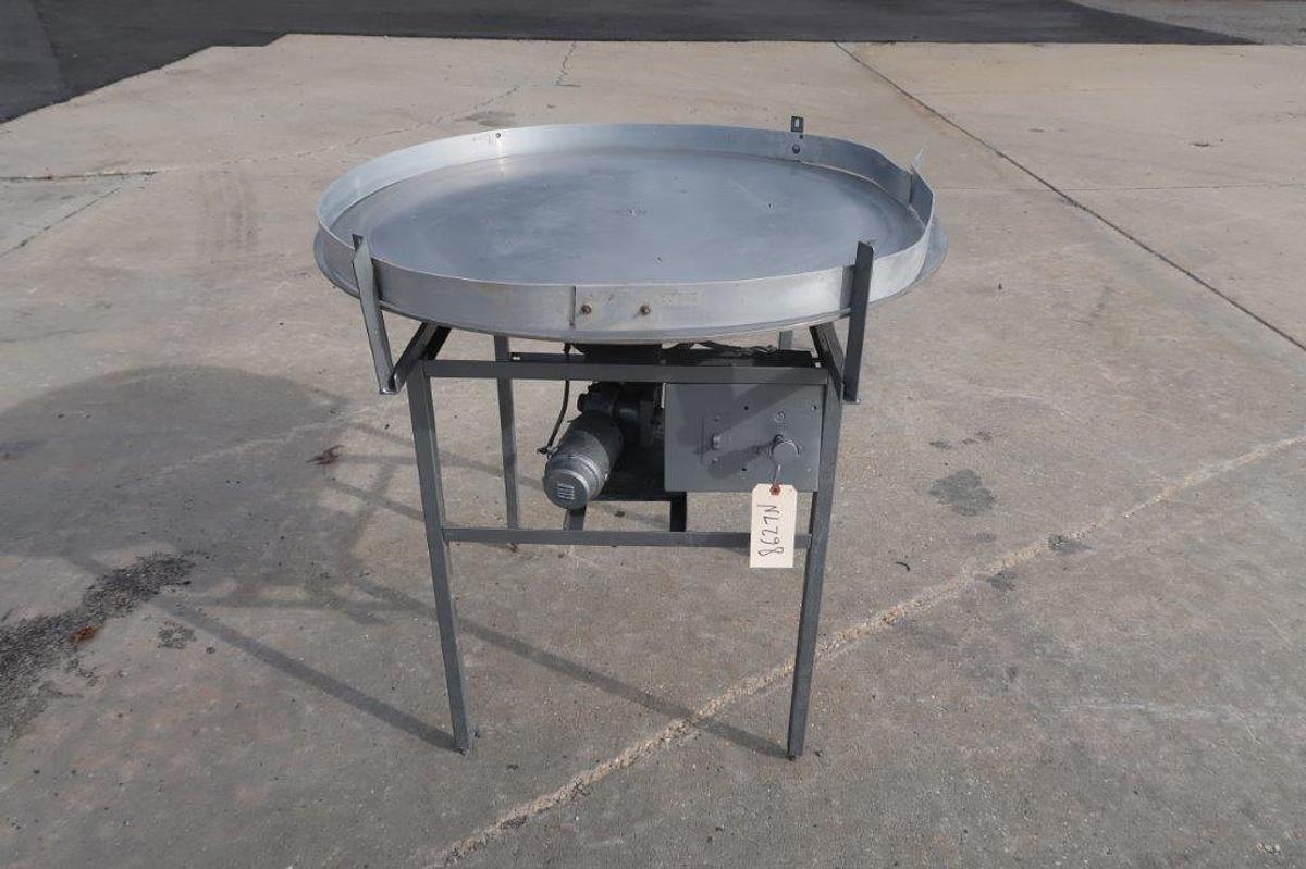 Used 36 In. Diameter Rotary Unscrambling/Accumulating Table