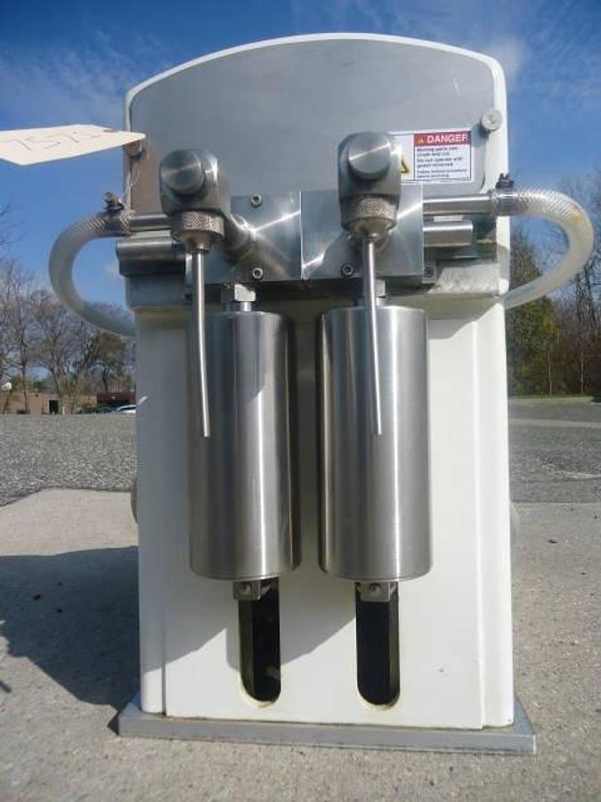 Used Cozzoli F520 Tabletop Twin Piston Filler, 600 Cc Pistons