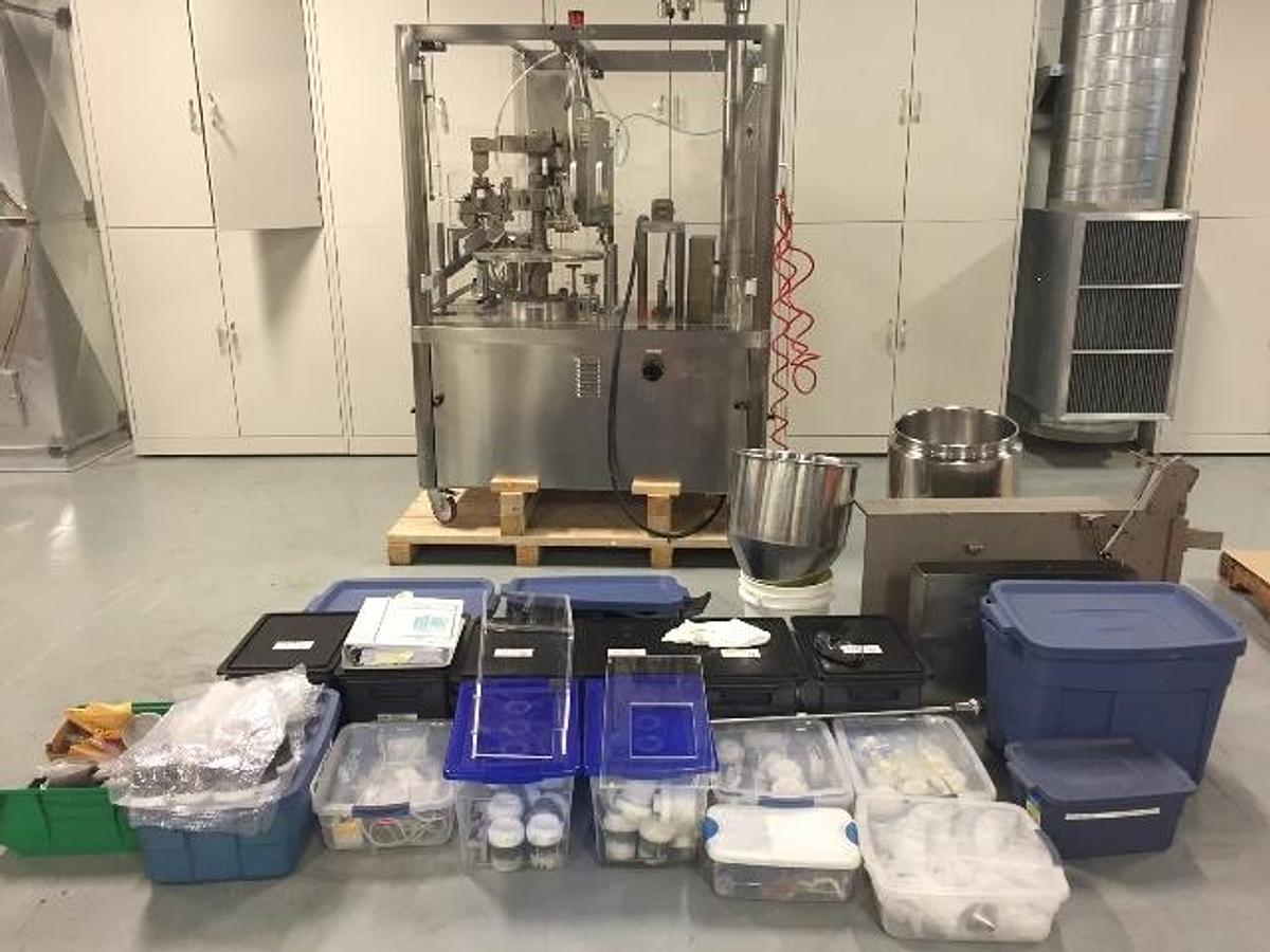 Used IMA C960 Hot air plastic tube filling machine, touch screen