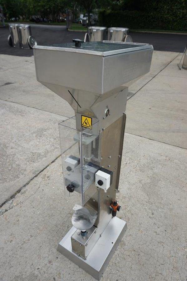 Used Single Head Wine Bottle Corker, Pneumatic