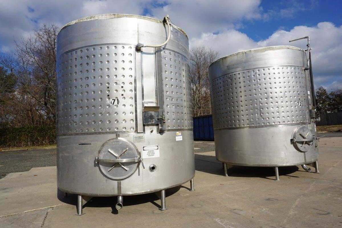 Used Feldmeier 3,000 Gallon Stainless Jacketed Vertical Tank, Wine Use