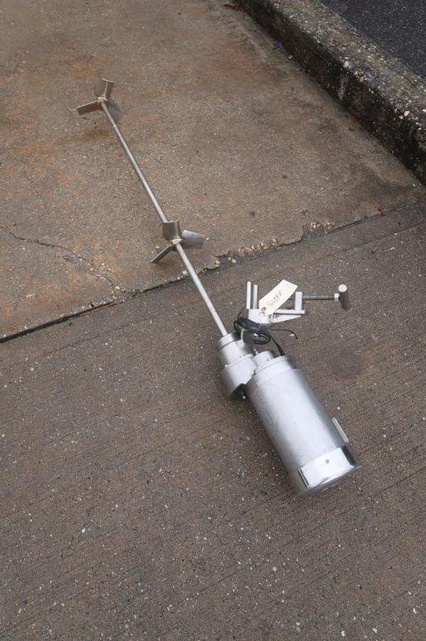 Used Admix 2 HP Clamp-On Portable Agitator, All Stainless Washdown