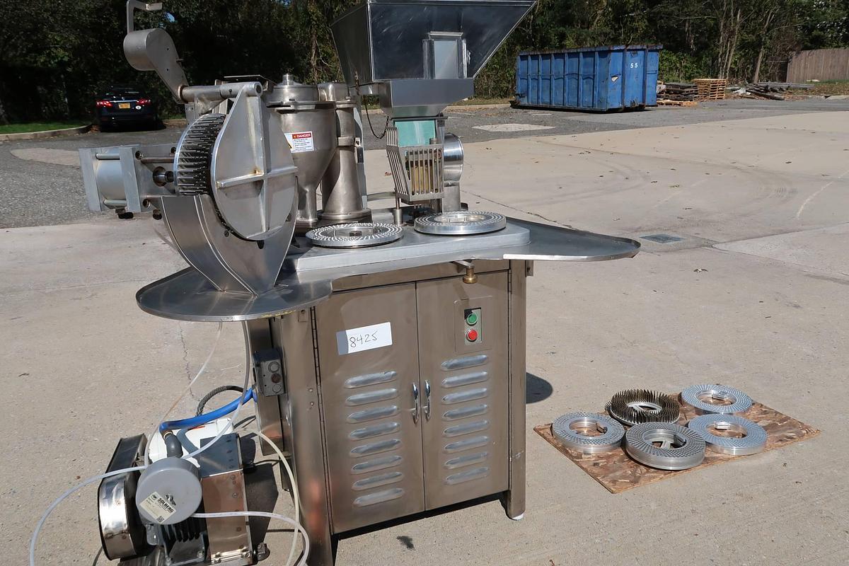 Used Capsugel Type 8 Semi-Automatic Capsule Filling Machine
