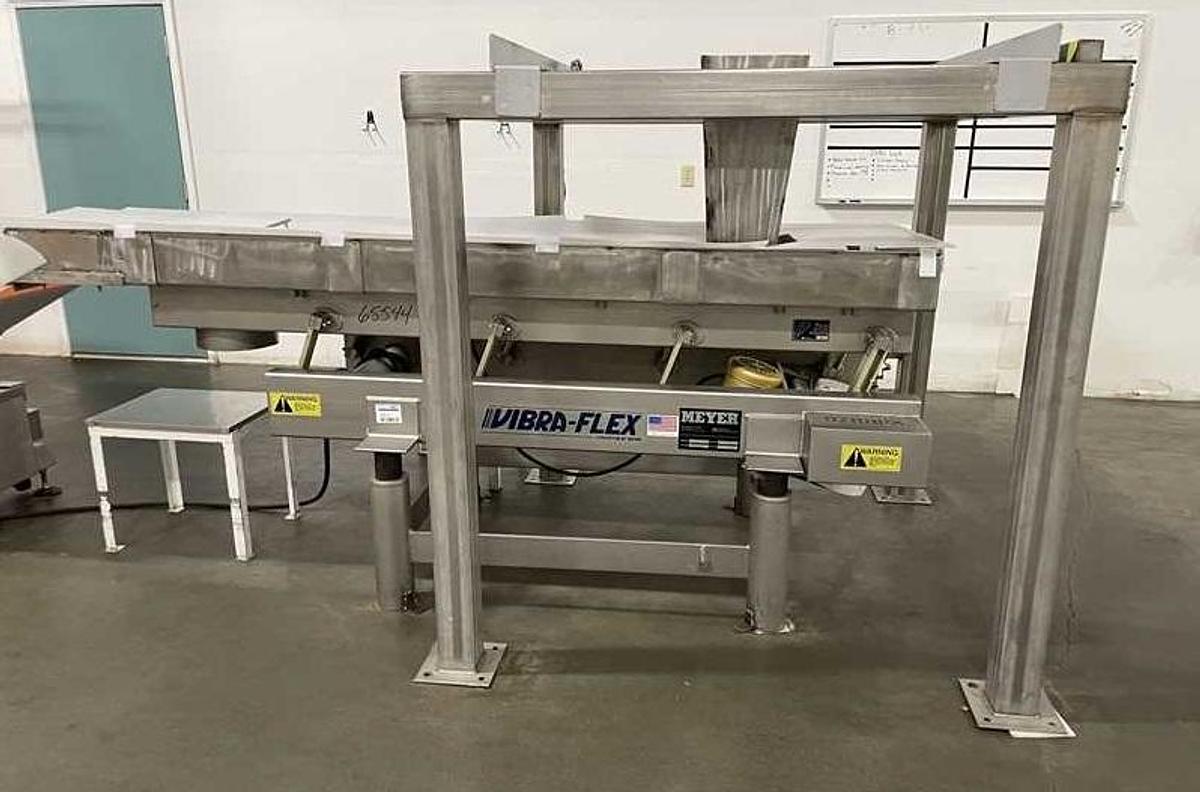 Used Kenwei 10 Head Rotary Scale/Filler, with Bucket Elevator