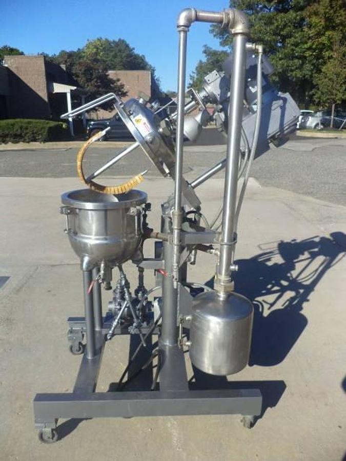 Used 10 Gallon Groen Stainless Steel Jacketed Vacuum Kettle/Reactor, 100 PSI