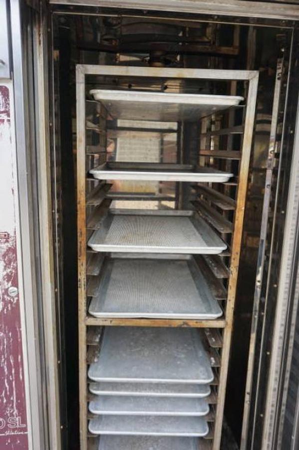 Used Bakers Aid 1G Gas Fired Bakery Oven, with Rack