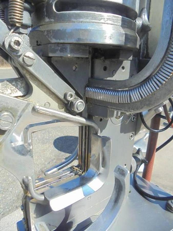 Used Technopack “Clipper” Semi-Automatic Sealing Machine