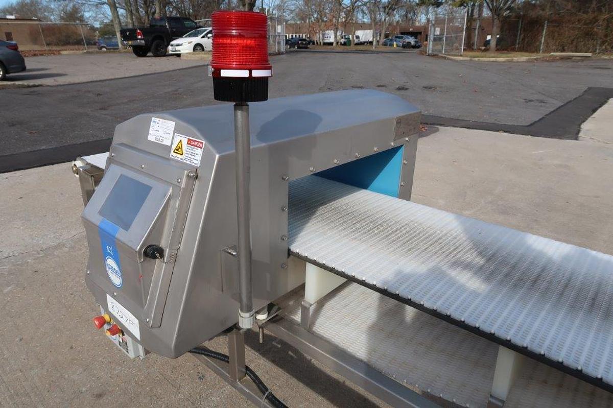 Used Loma Conveyorized Metal Detector, Aperture 21 In. Wide X 7 In. High