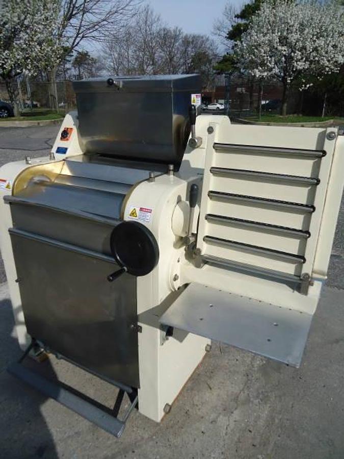 Used Saima 600 Mm (24 In.) Sheeter With Mixer And Assorted Dies