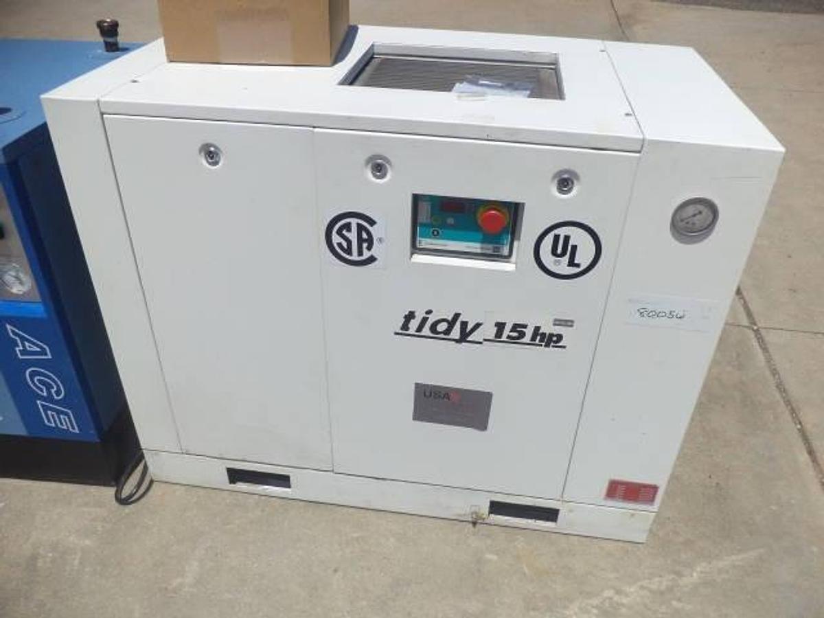 Used United States Air Compressor 15HP Compressor with Compressed Air Dryer and Expansion Tank