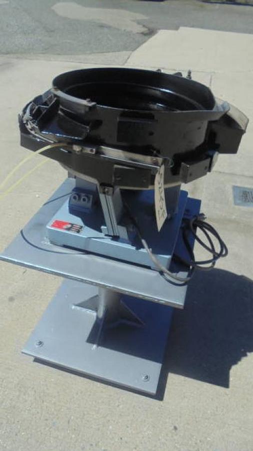 Used Industrial Feeding Systems 24 In. Diameter Vibratory Bowl