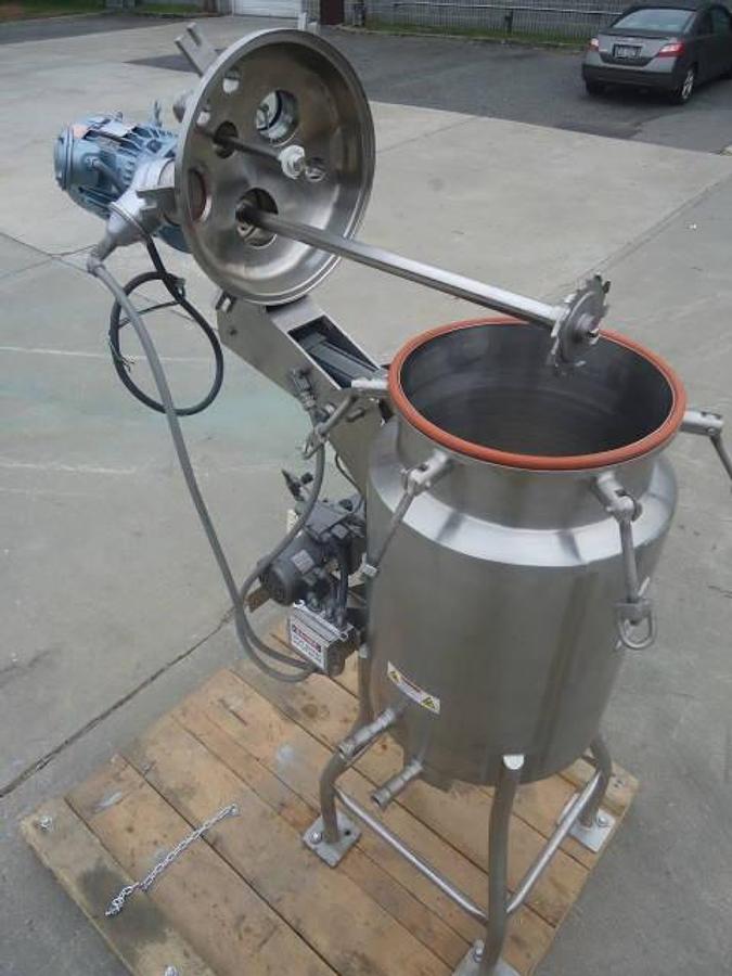 Used 40 Gallon Sfi 316 Stainless Steel Jacketed Vacuum Pressure Vessel, Disperser Agitation