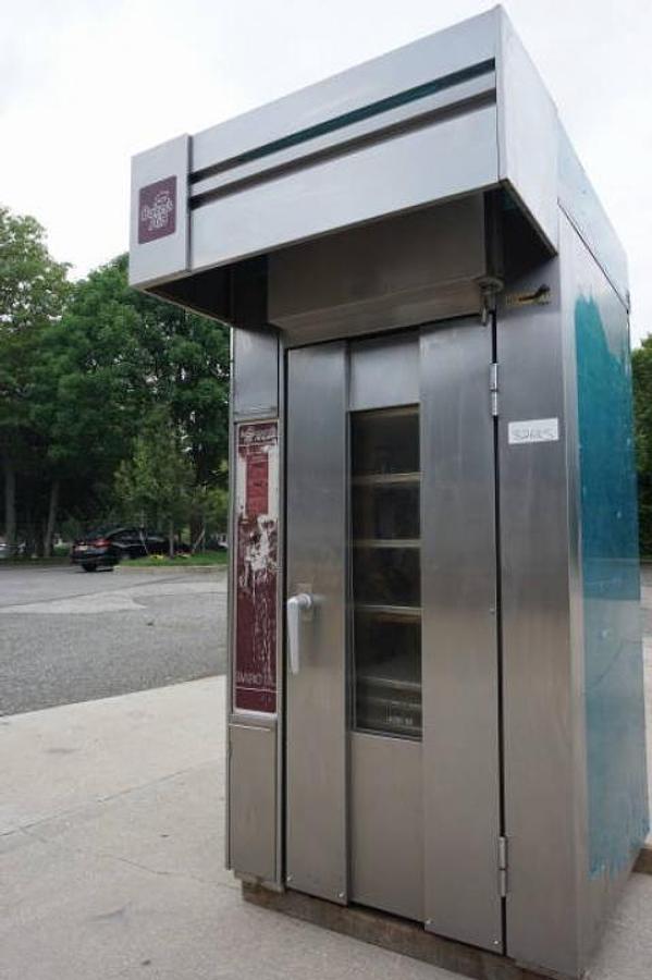 Used Bakers Aid 1G Gas Fired Bakery Oven, with Rack