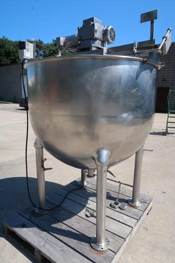 Used 300 Gallon Groen SS Hemispherical Scraper Agitated Kettle