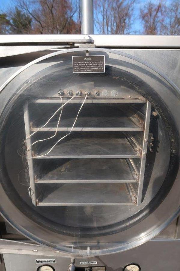Used Virtis Freeze Dryer, Self/Contained Cylindrical Chamber