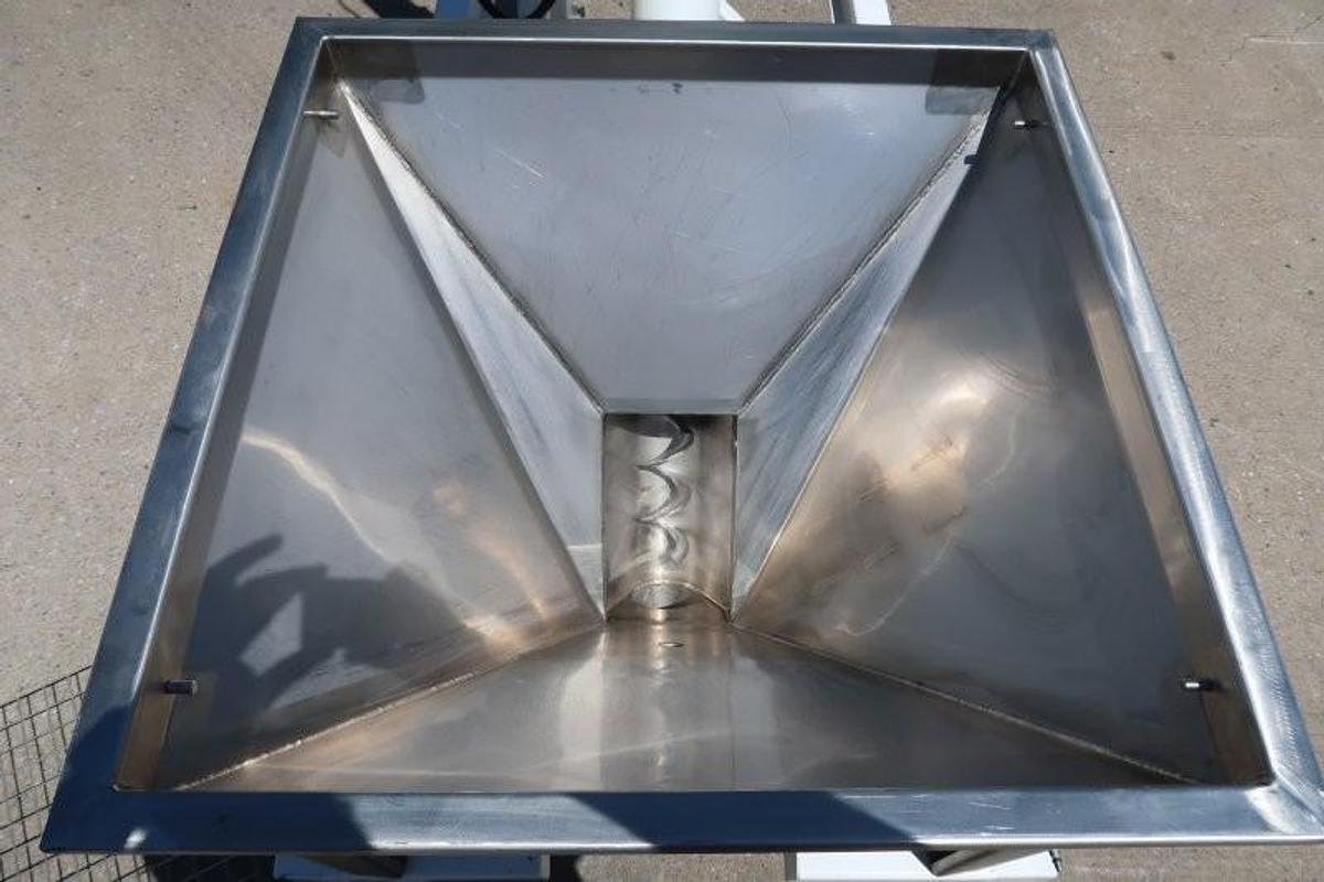 Used Flexicon Flexible Screw Conveyor, Portable