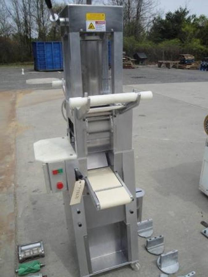 Used Toresani Model Rr-160 Two Up Ravioli Machine With Assorted Dies
