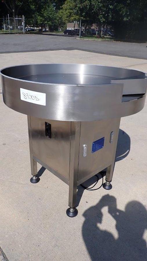 Used Metica 36 in SS Rotary Unscrambling/Accumulating Table, Varnished