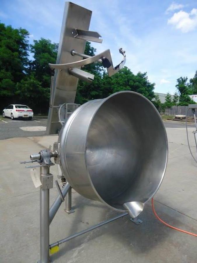 Used 150 Gallon Lee 316 Stainless Steel Tilt Kettle With Scraper Agitation, 125 Psi Jacket