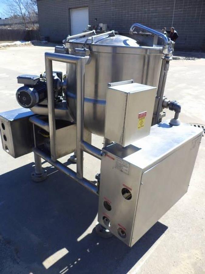 Used 100 gallon Cleveland Range 316SS Cook/Chill Horizontal Agitator Tilt Kettle, 100 PSI jacket-