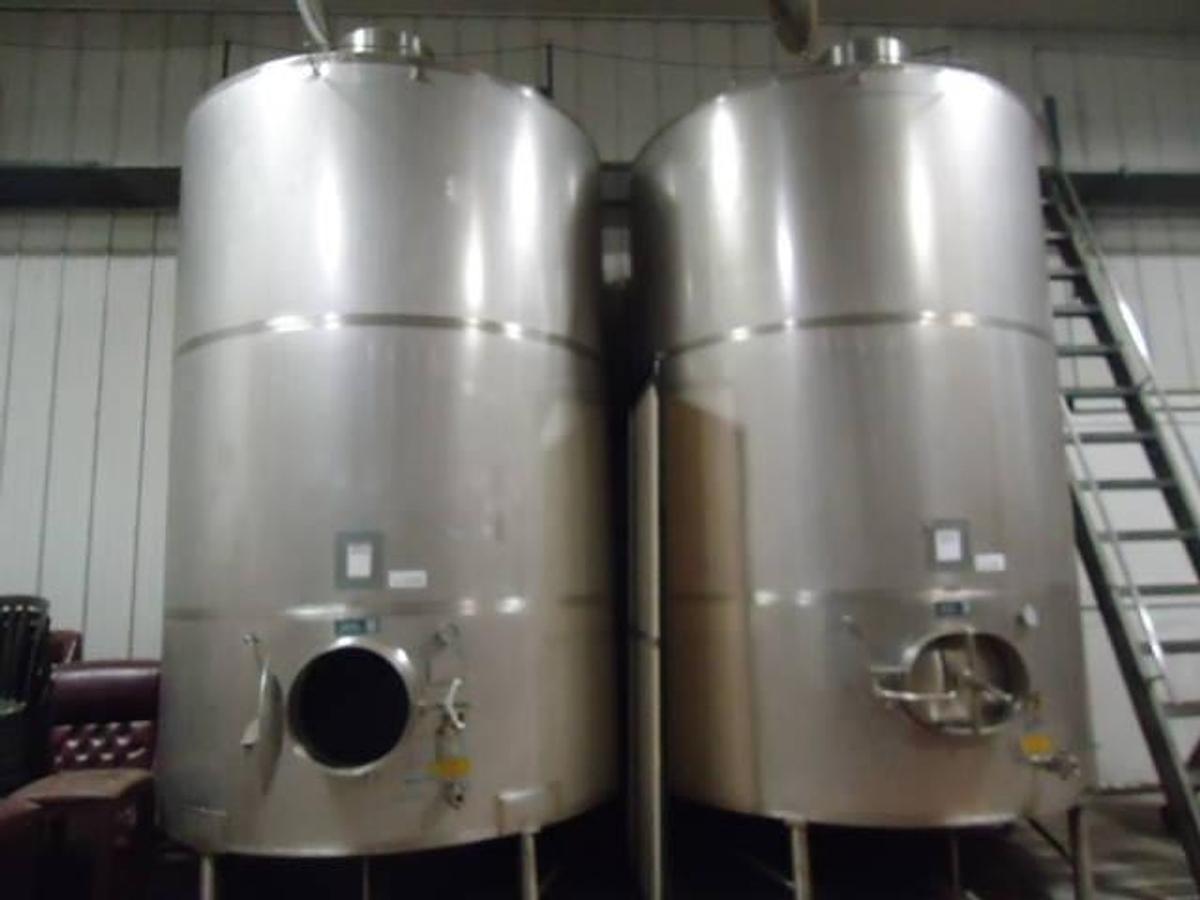 Used 3,800 Gallon Zero Manufacturing Stainless Vertical Closed Tanks (2)