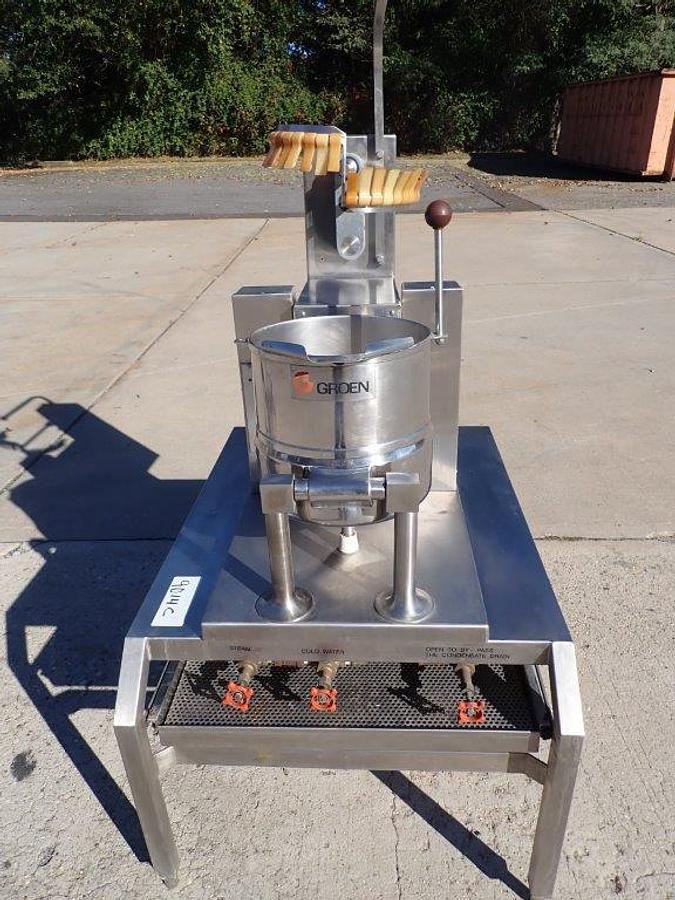Used Groen 5 Gallon Scraper Agitated Kettle, 55 PSI Jacket