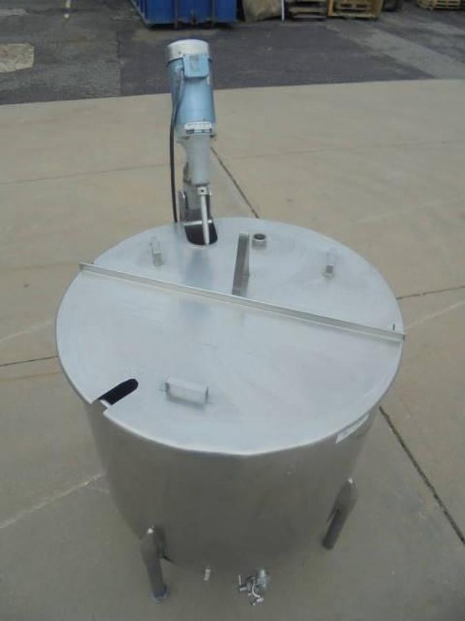 Used 250 Gallon Steriline Stainless Steel Jacketed Mix Tank