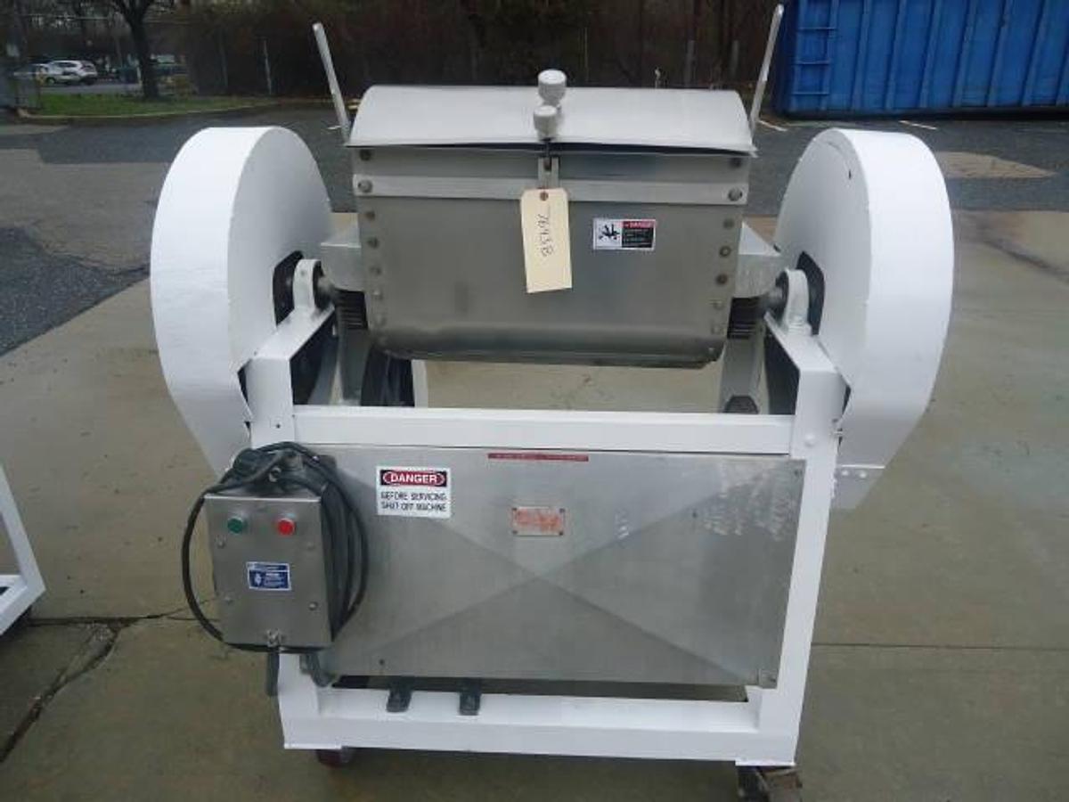 Used LOMBI 50 LB. DOUBLE ARM PASTA DOUGH MIXER with TILT DISCHARGE