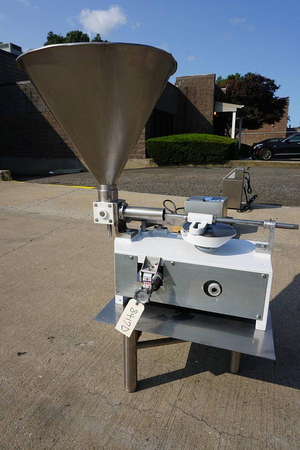 Used Simplex Single Piston Tabletop Filler, Single Phase Electrics