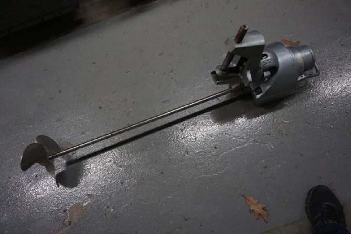 Used Lightnin Air Operated Clamp On Portable Agitator