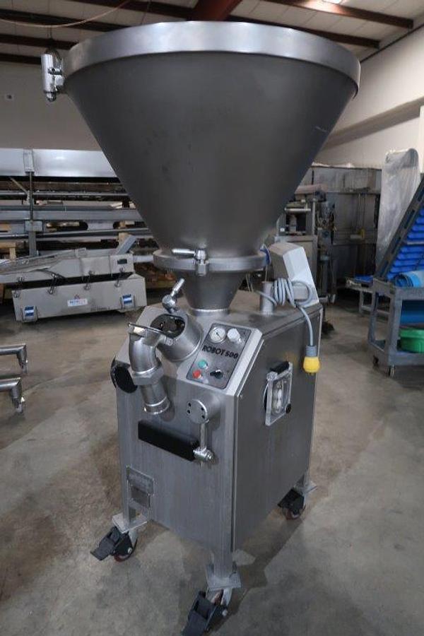 Used Robot 500 Vacuum Filler