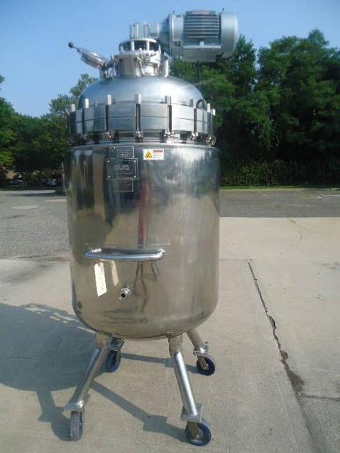 Used Olsa 200 Gallon Stainless Steel Sanitary Vacuum Reactor, Portable