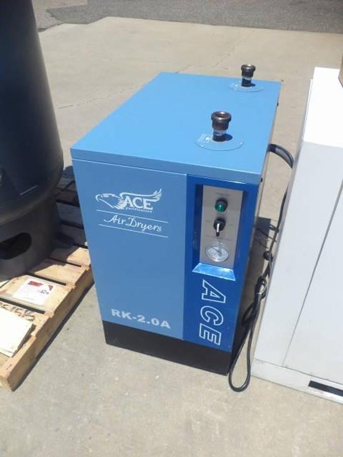 Used United States Air Compressor 15HP Compressor with Compressed Air Dryer and Expansion Tank
