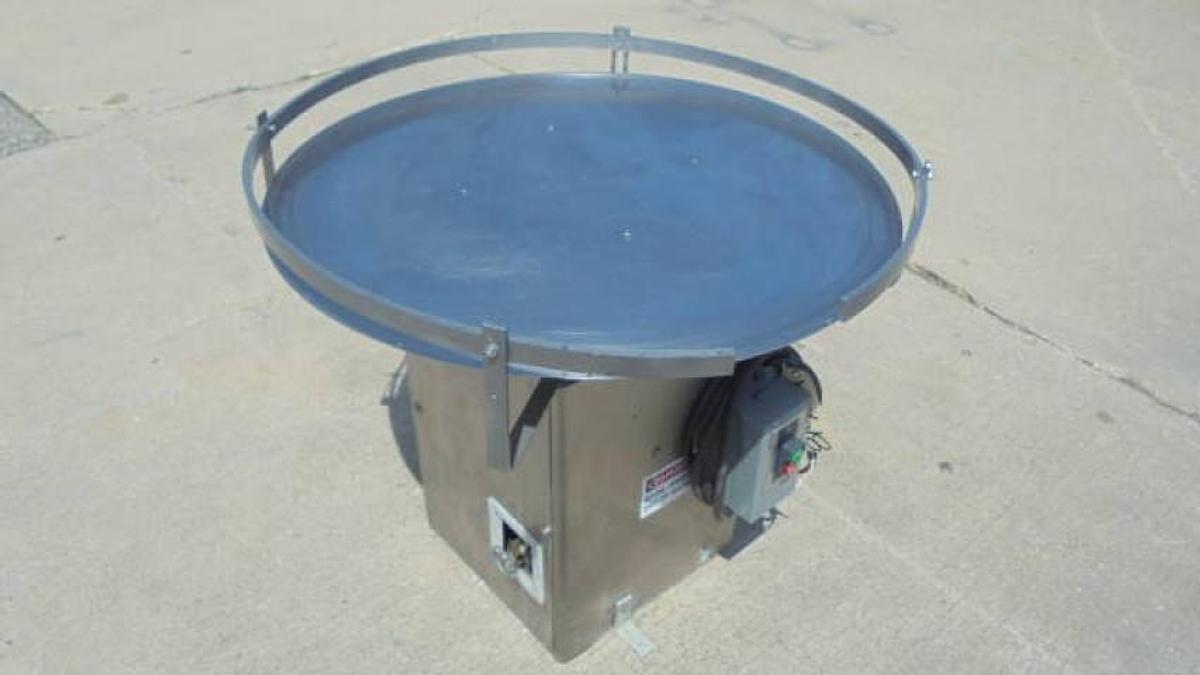Used 36 In. Diameter J G Machine Works Unscrambling/Accumulating Table, Stainless Steel