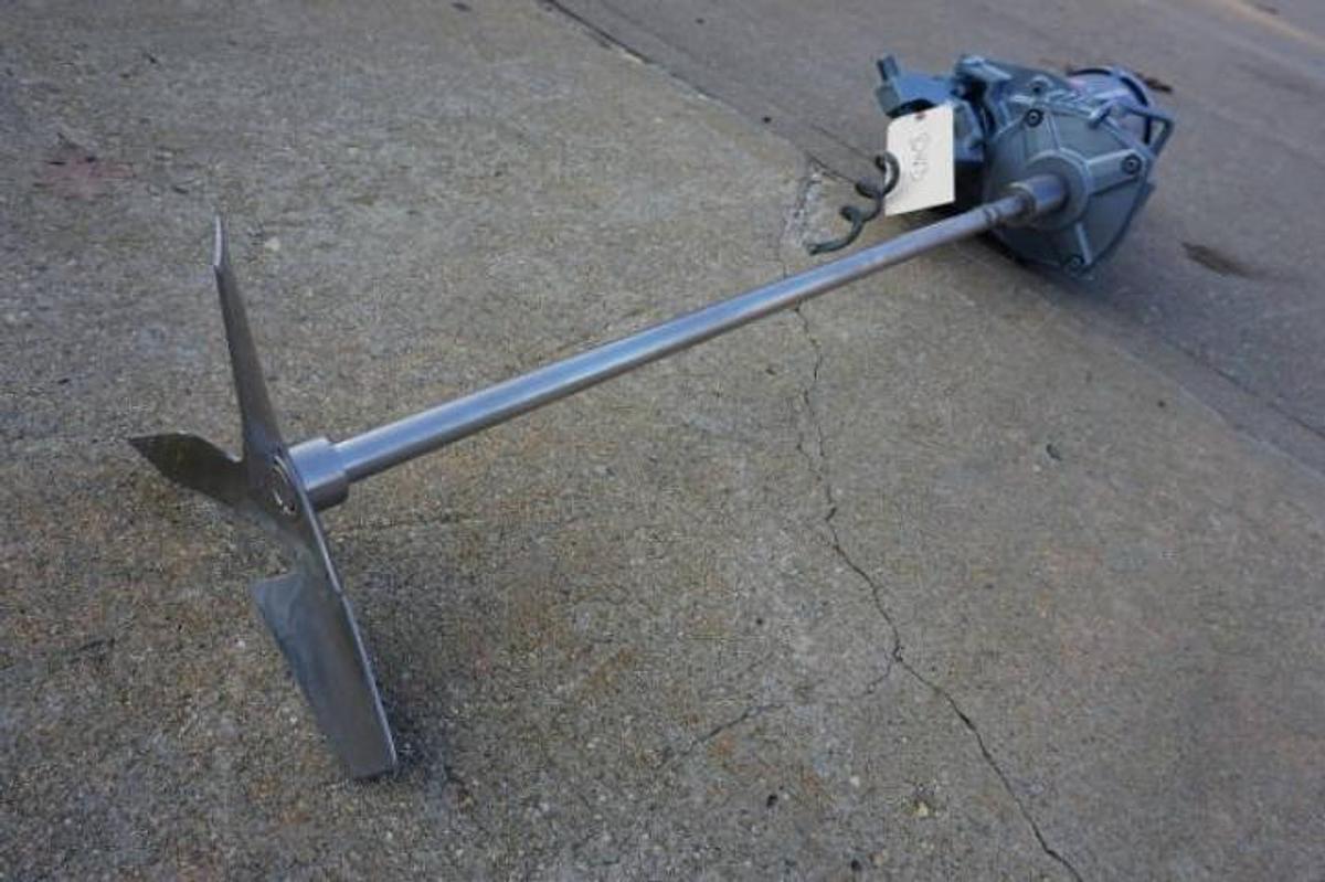 Used Chemineer 1 HP Clamp On Portable Agitator