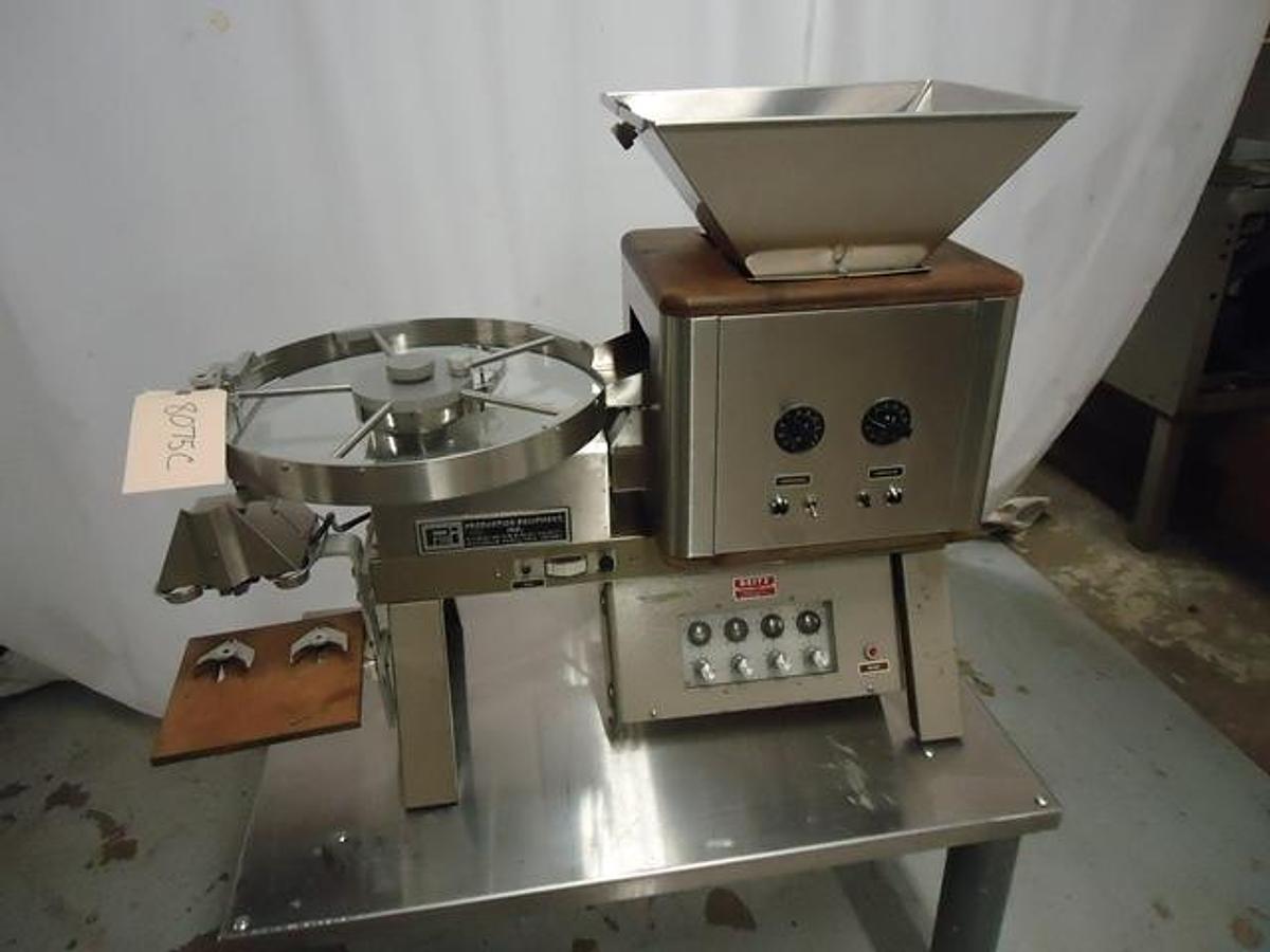 Used Versacount 714L Tabletop Tablet/Capsule Counting Machine
