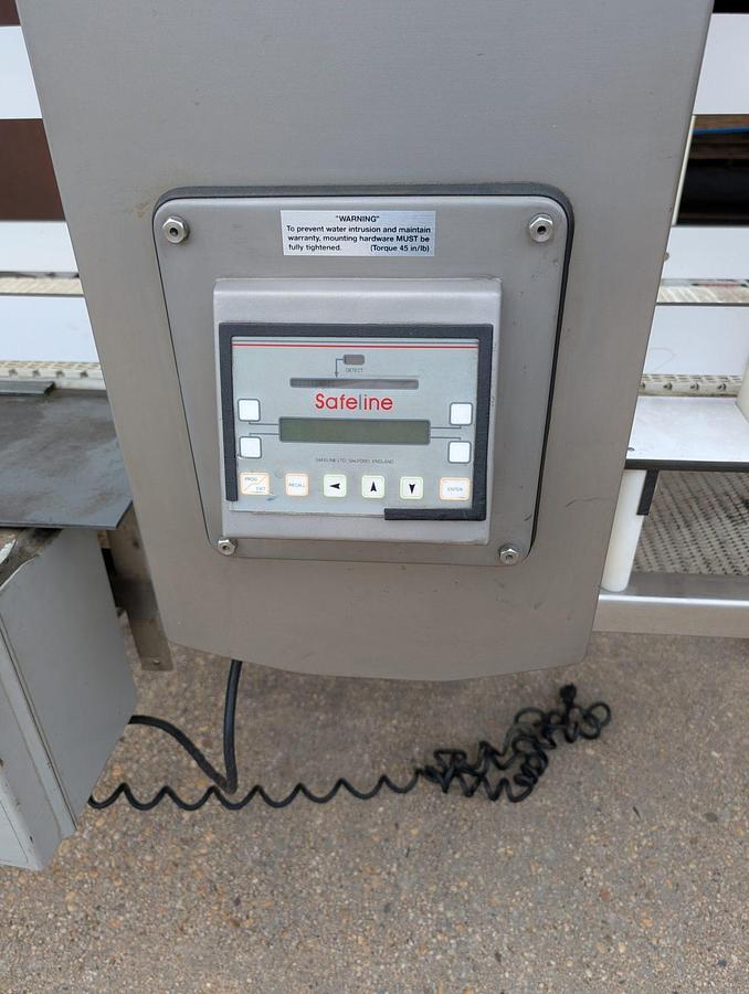 Used Safeline 15 In. X 28 In. Conveyorized Metal Detector, Portable