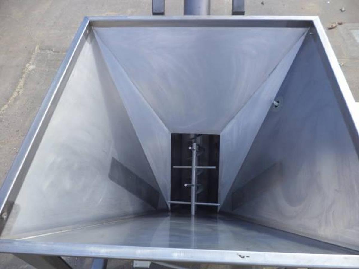 Used Flexicon portable screw conveyor system, all stainless
