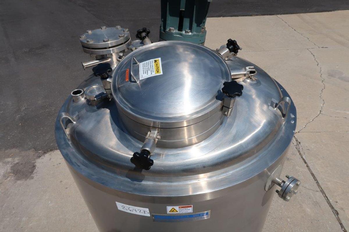 Used 300 Gallon Mueller 316 Stainless Jacketed Vacuum Agitated Reactor