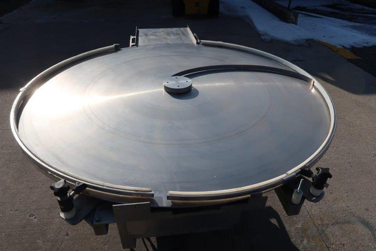 Used 60 In. Diameter Rotary Unscrambling/Accumulating Table